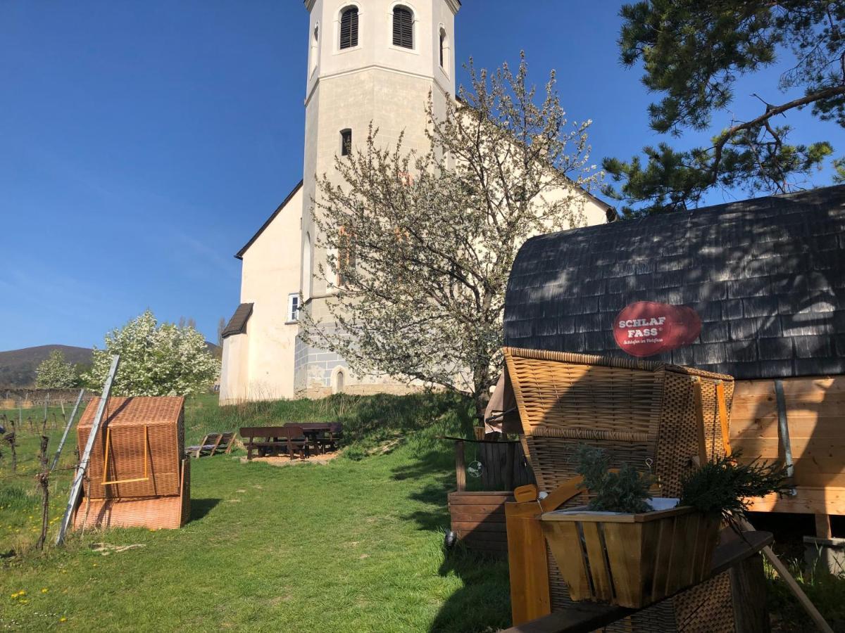 Schlaffass - Schlafen Im Holzfass Thallern Gumpoldskirchen Exteriör bild